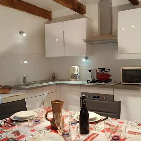 Vakantiehuis L'ecrin De Pierres